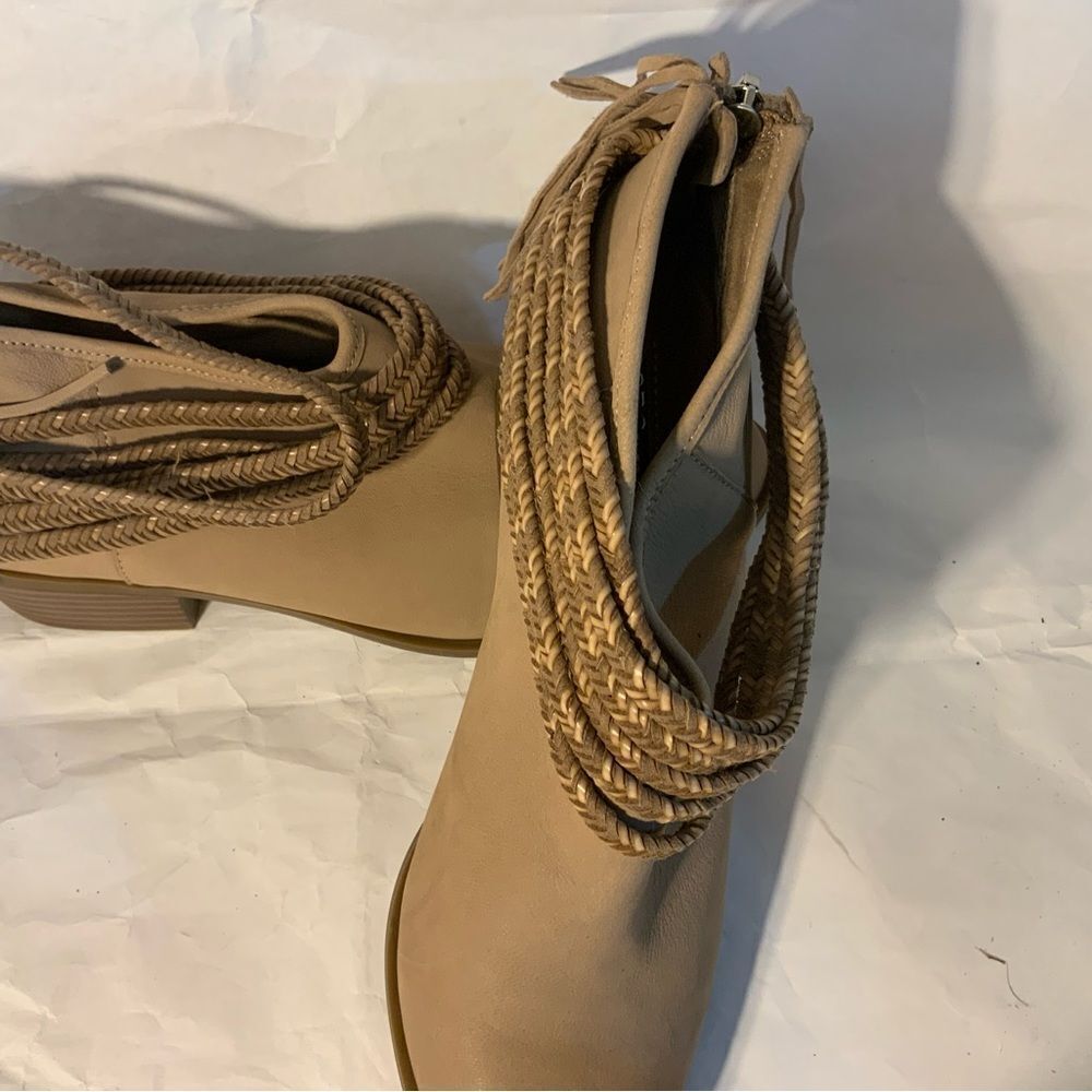 New BCBGeneration Craftee Ankle Boots size 7 - Picture 5 of 10